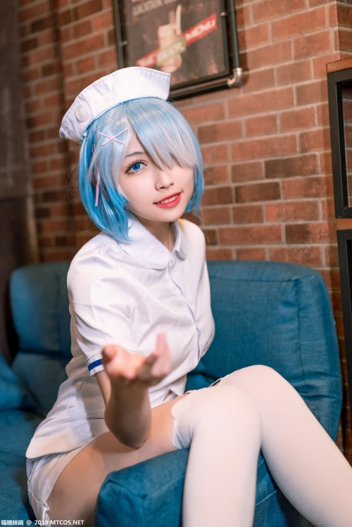 1C214017690.jpg