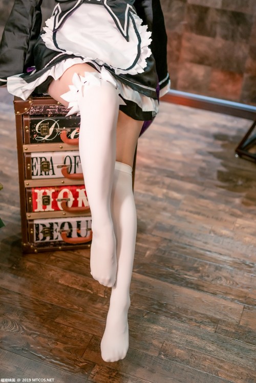 2E20577452.jpg
