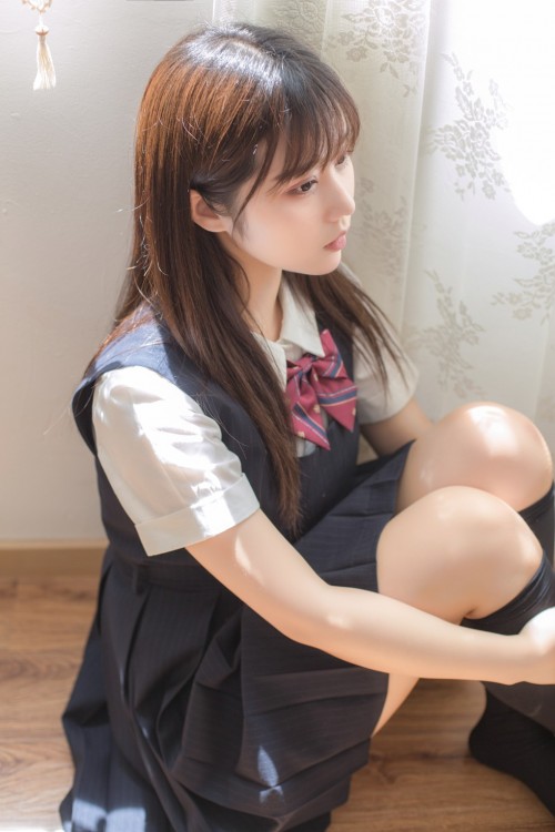 8818240468effeab9de93c14a7.jpg