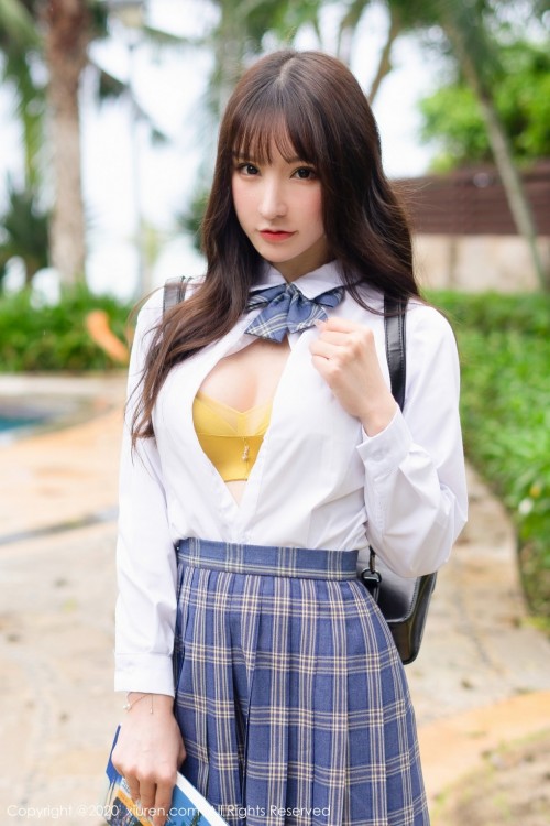 C8214051215.jpg