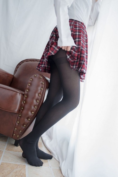 1581487251rj7c-683x1024.jpg