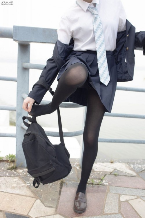 1581999448Tif8-683x1024cada8d14e0cfb0f6.jpg