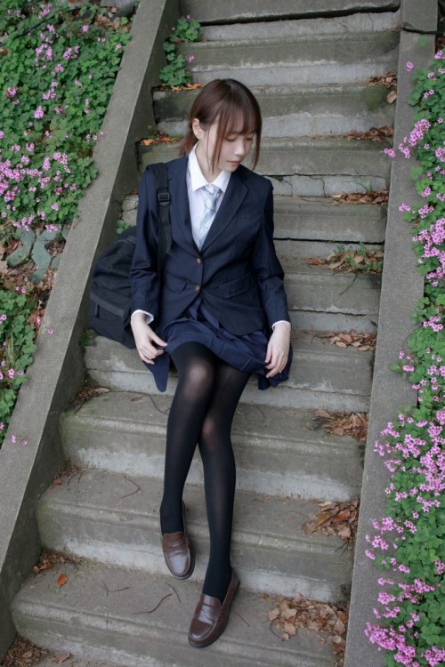 1581999480CzDL-683x10249cc4971c0eb674c2.jpg