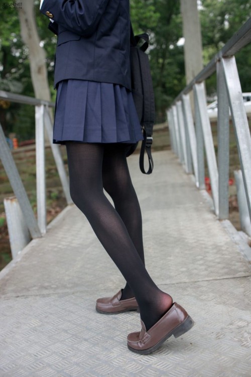 1581999535rShi-683x1024.jpg