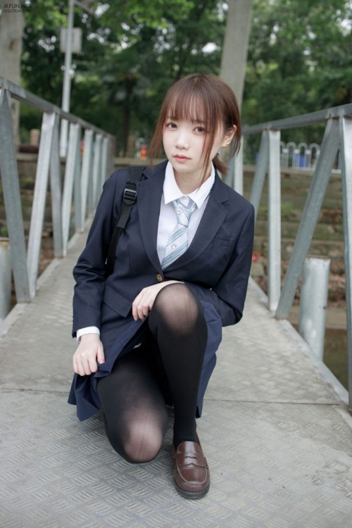 1581999563QNIB-683x1024.jpg