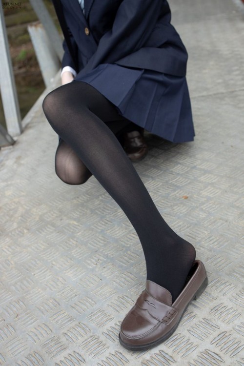 1581999621hLcK-683x1024.jpg