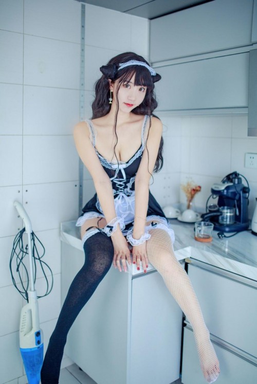 1582703801TR8K.jpg