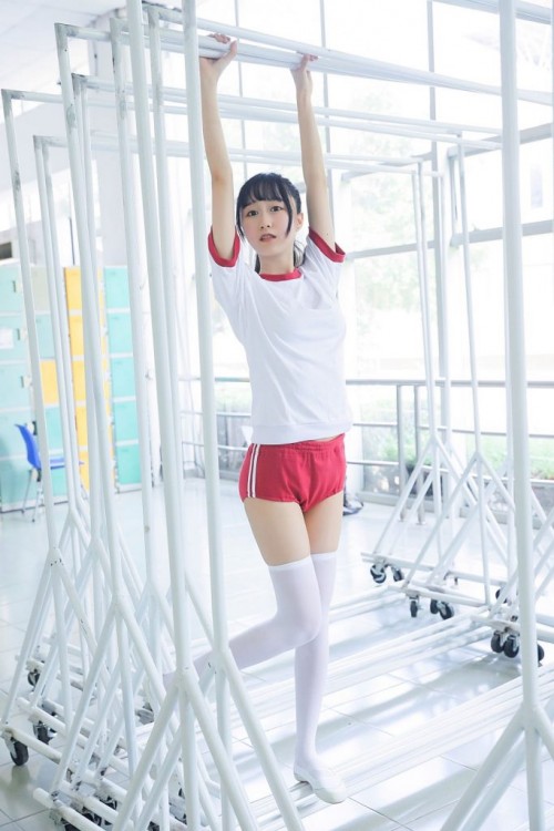 158276794497Qf-683x1024f8030ebfe507f1a7.jpg