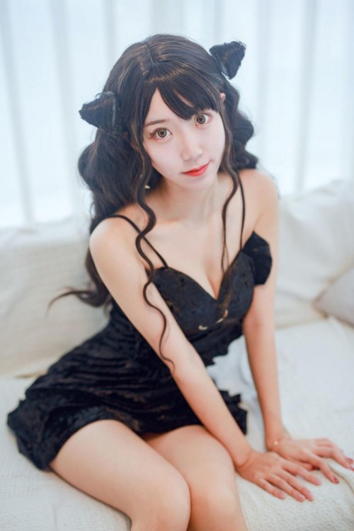 1584504971WigU.jpg