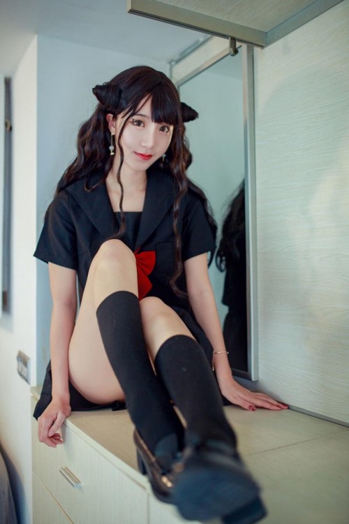 15851103193hcg.jpg