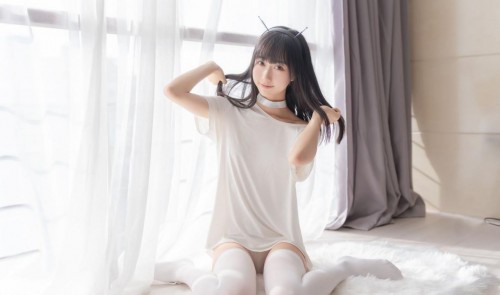 1595523940AuR2.jpg