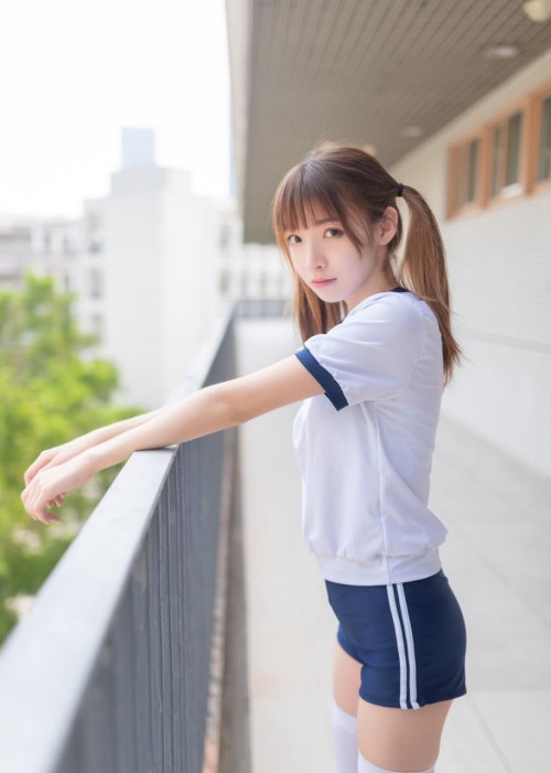 15993268264FBs.jpg