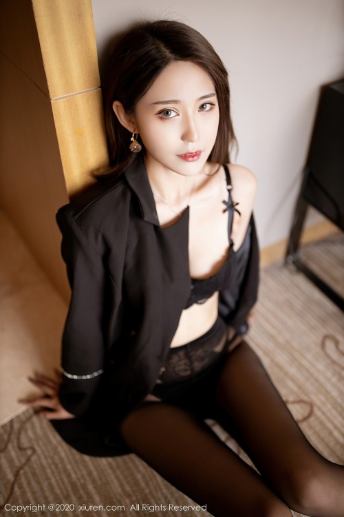 2C204533984.jpg