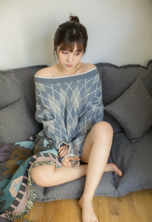 2C205742458.jpg