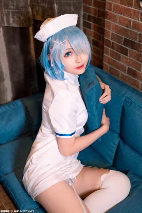 2E214016734-1.jpg