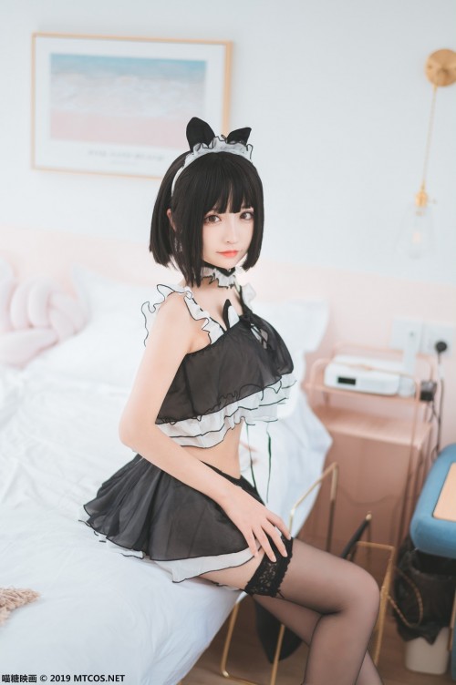 6C203921175-1.jpg