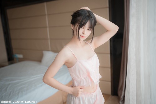 6F104613718.jpg