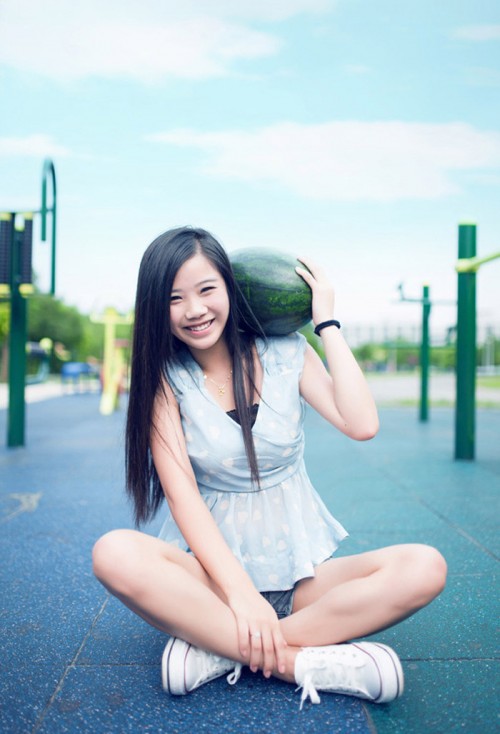 70lum2qw4yqe201207.jpg