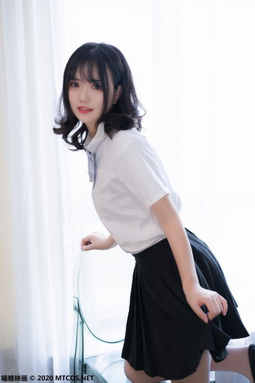 7A17236930.jpg