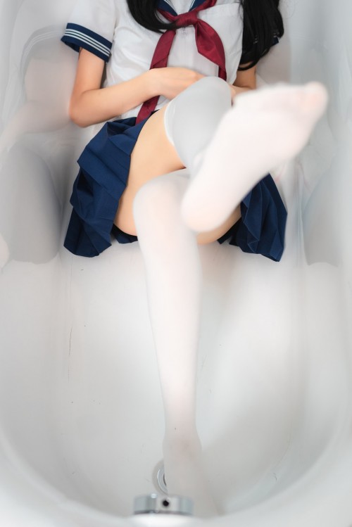 7F1012574645a0304d02c5e43e2.jpg