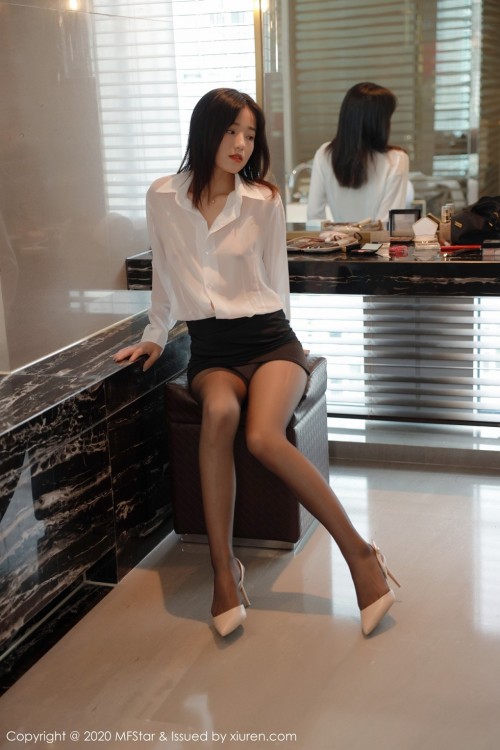8C212221745.jpg