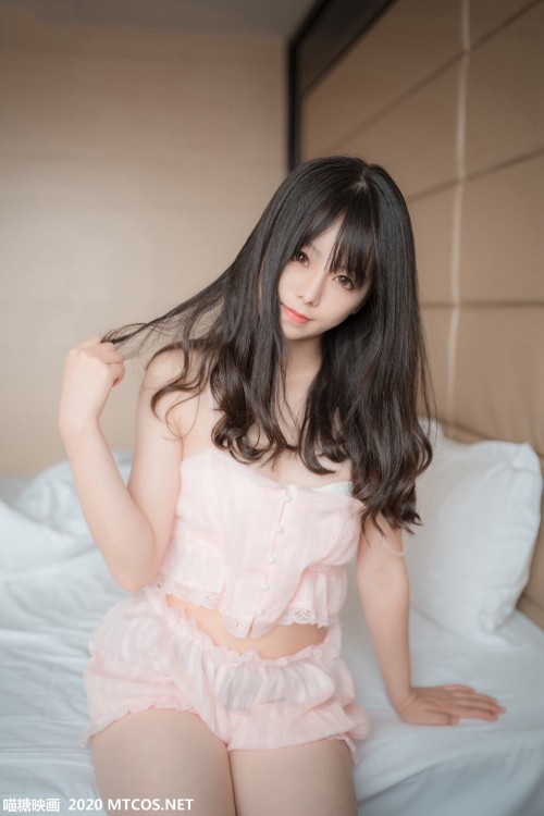 9A104614377.jpg