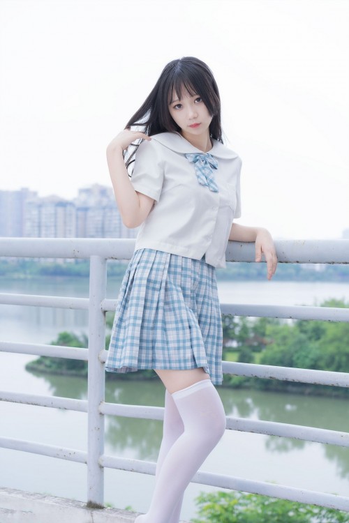 A319488267-1.jpg