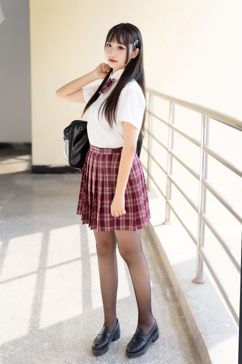 B61853119545e8b0430d7e75fe5.jpg