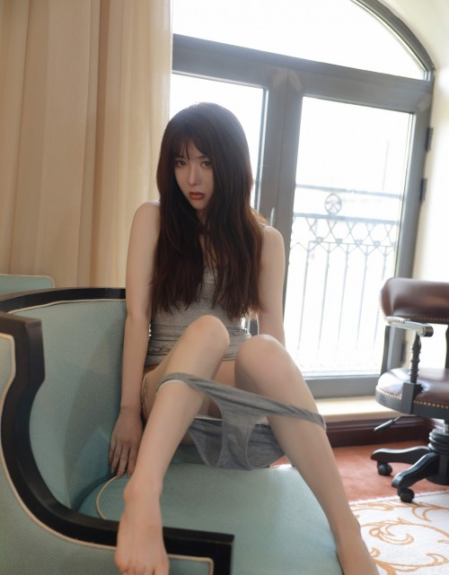 D719954110.jpg