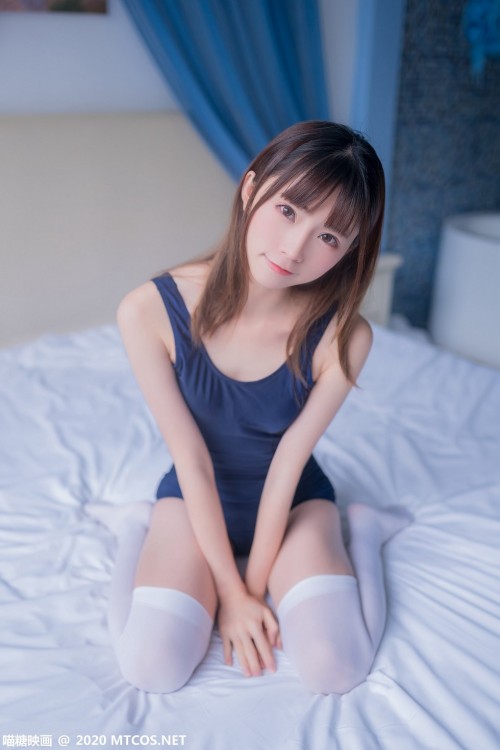 EF184235610-2.jpg