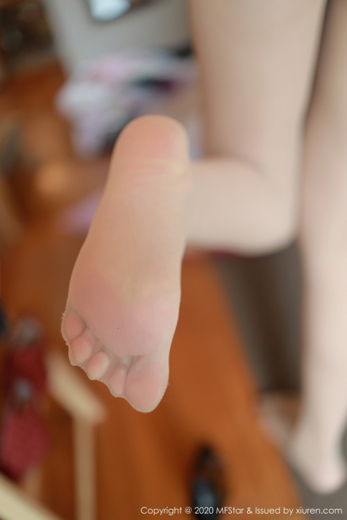 F4195939945.jpg