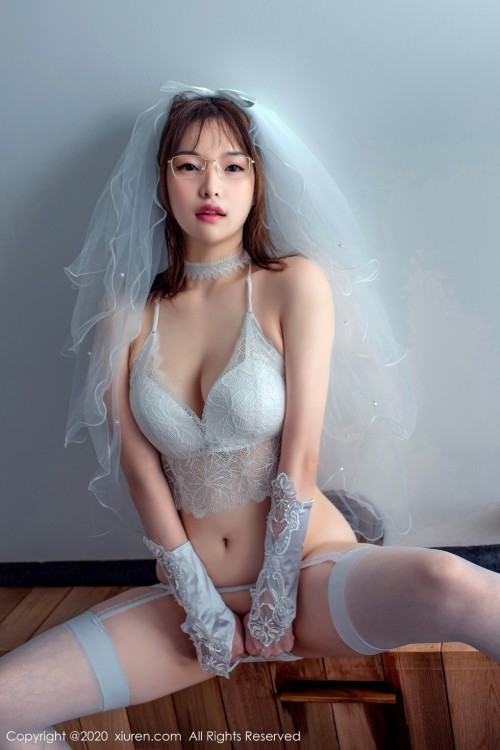 FB2222320.jpg