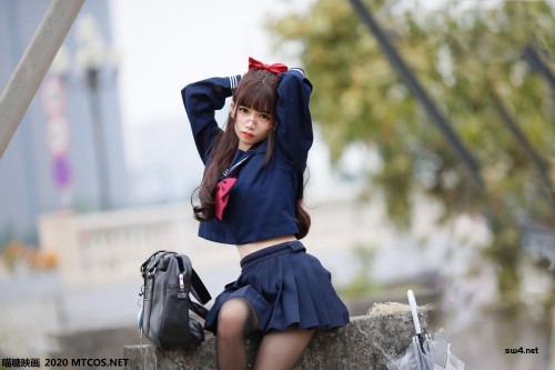 f8ceeb7d50fe374-2.jpg